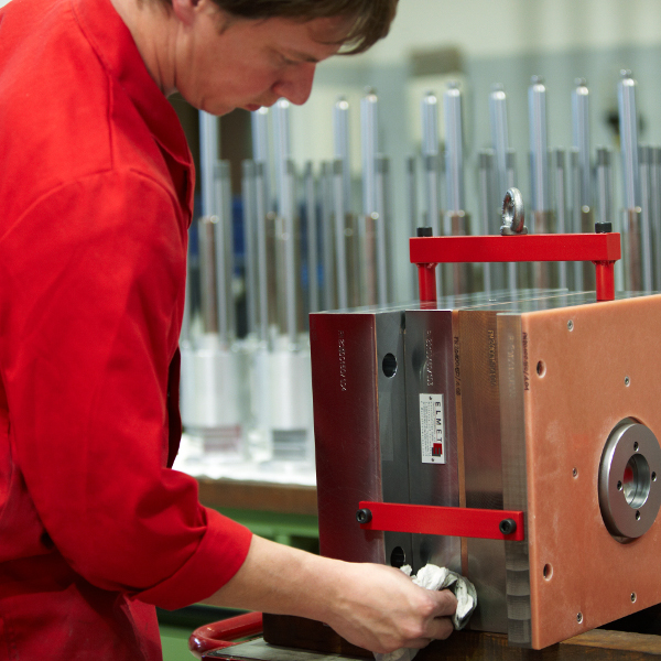 Elmet Elastomer - Dein TOP Arbeitgeber für die Lehrstelle Metalltechniker/in - Hauptmodul Werkzeugbautechnik in Oftering (Oberösterreich - Linz Land)